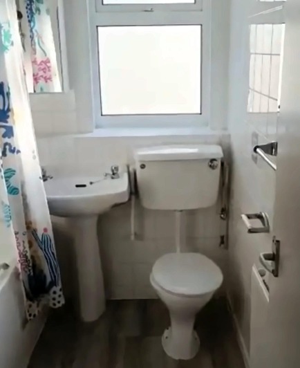 Small bathroom transformation before